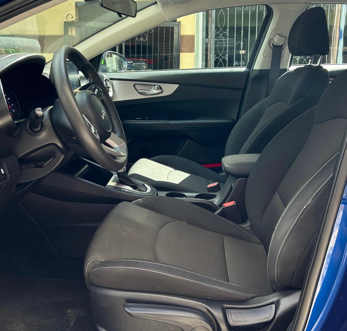 Kia Forte LXS 2022 - foto 9 de 14