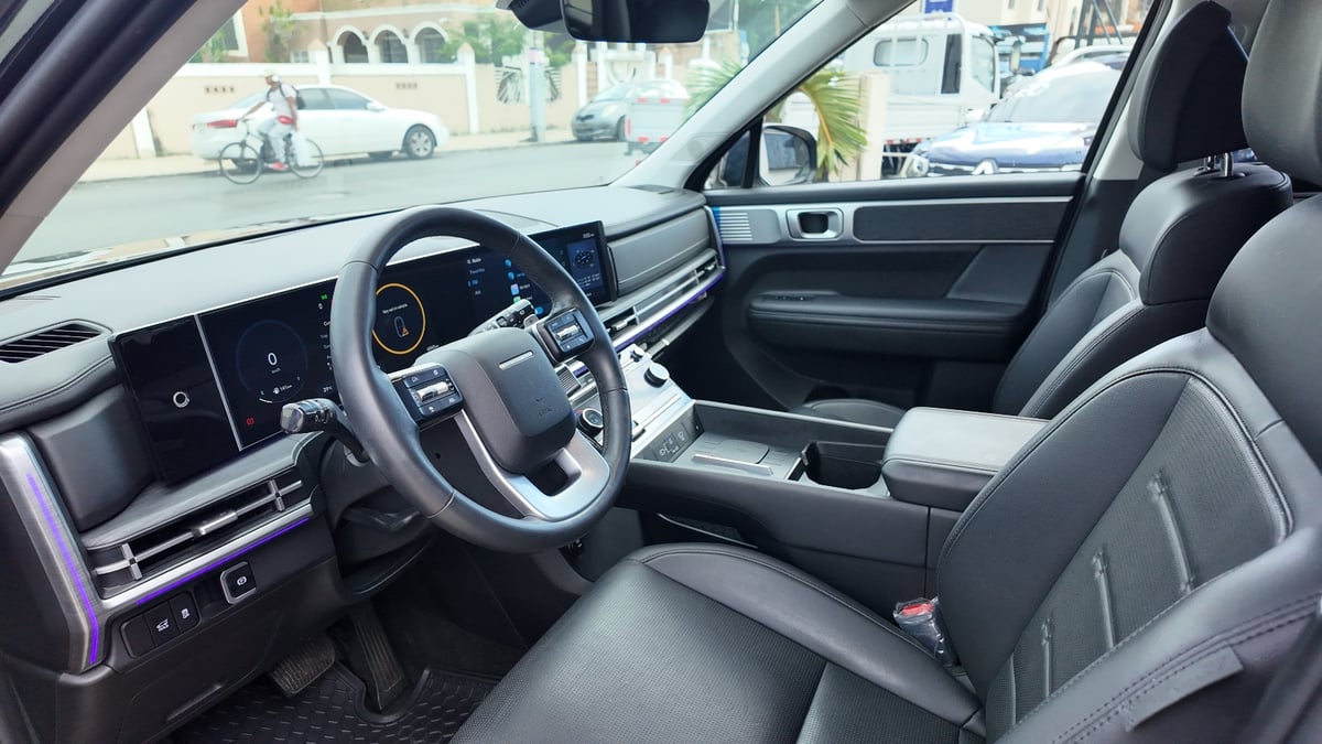 Hyundai Grand Santa Fe 2025 - foto 5 de 9