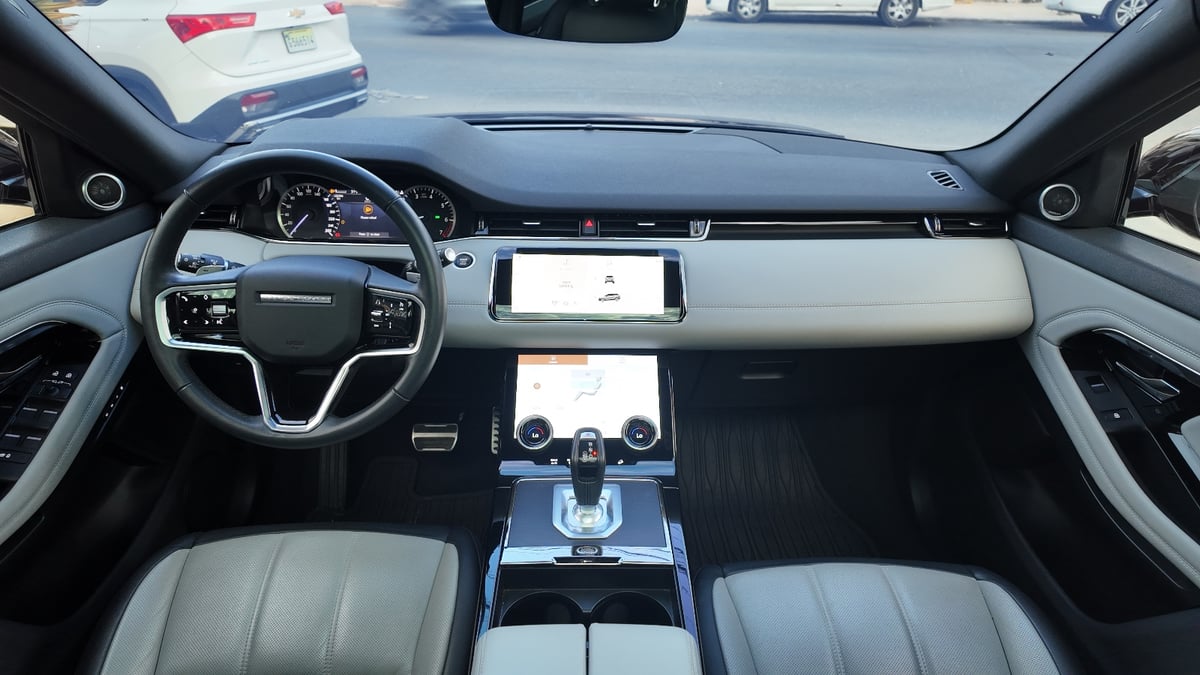 Land Rover Range Rover SE 2023 - foto 6 de 9