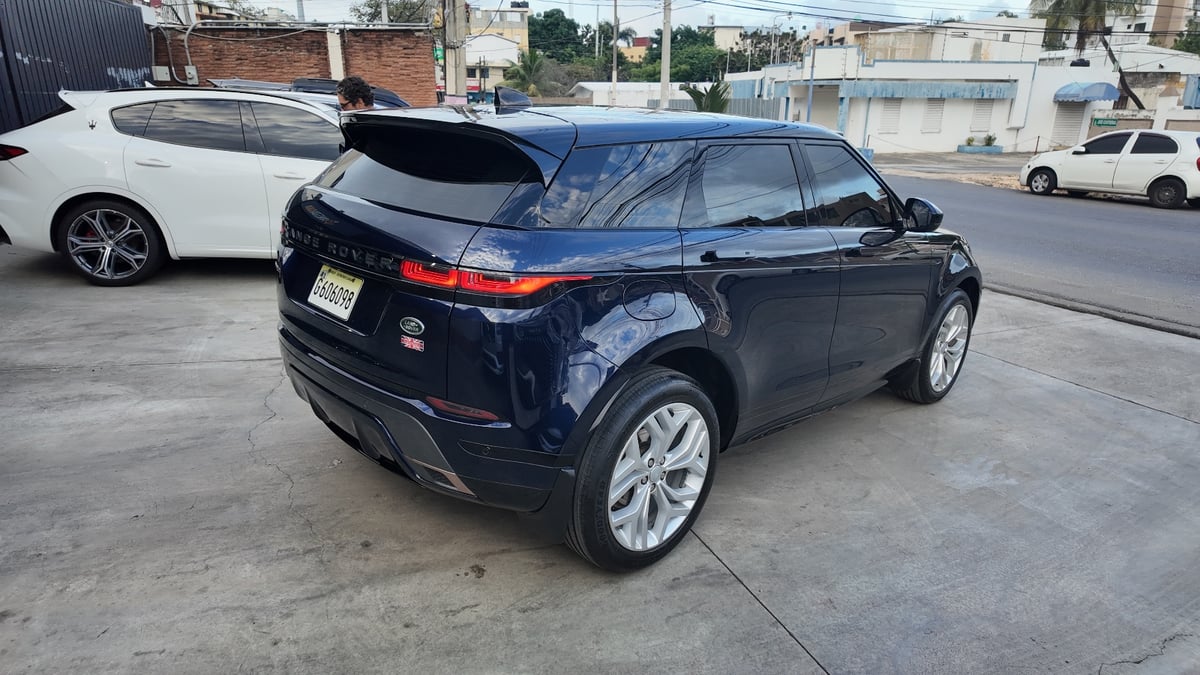 Land Rover Range Rover SE 2023 - foto 4 de 9