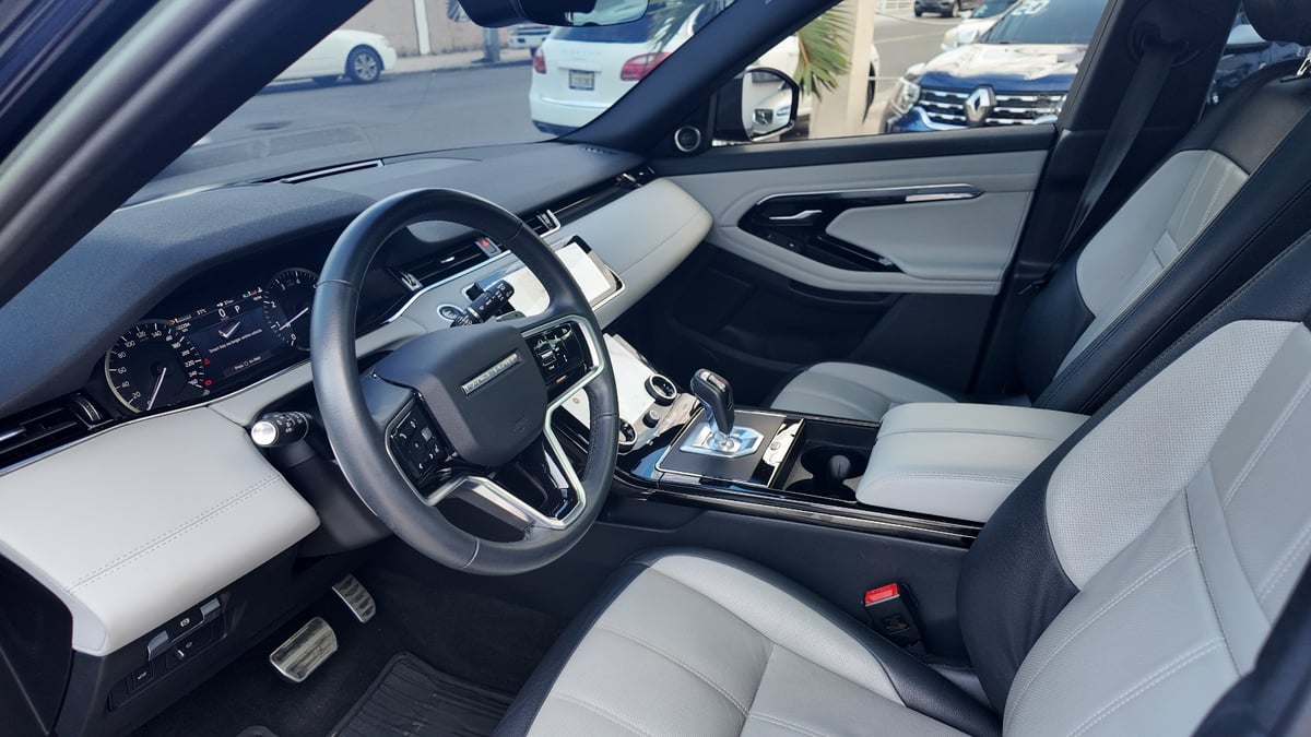Land Rover Range Rover SE 2023 - foto 5 de 9