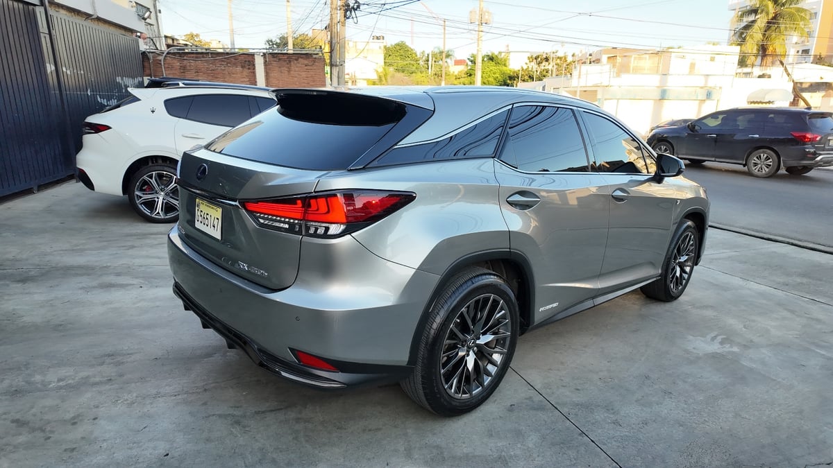 Lexus RX 450H Hybrid 2022 - foto 4 de 9