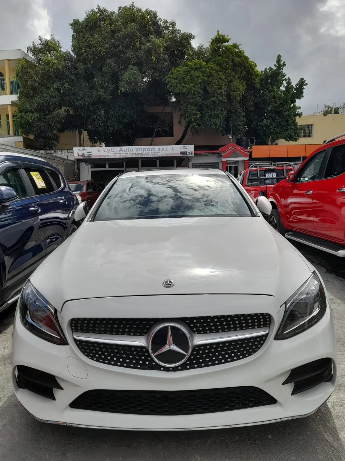 Mercedes Benz C 300 2019 - foto 2 de 9