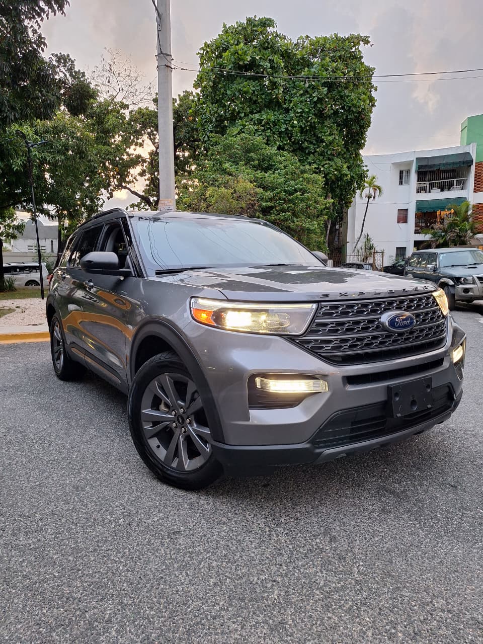 Ford Explorer Active 2021 - foto 6 de 11