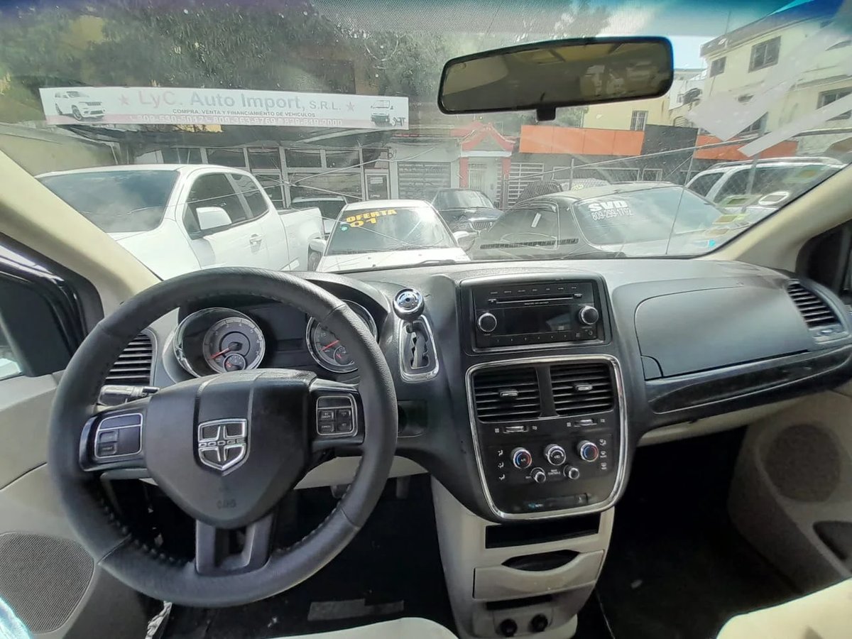 Dodge Grand Caravan S E 2012 - foto 7 de 8