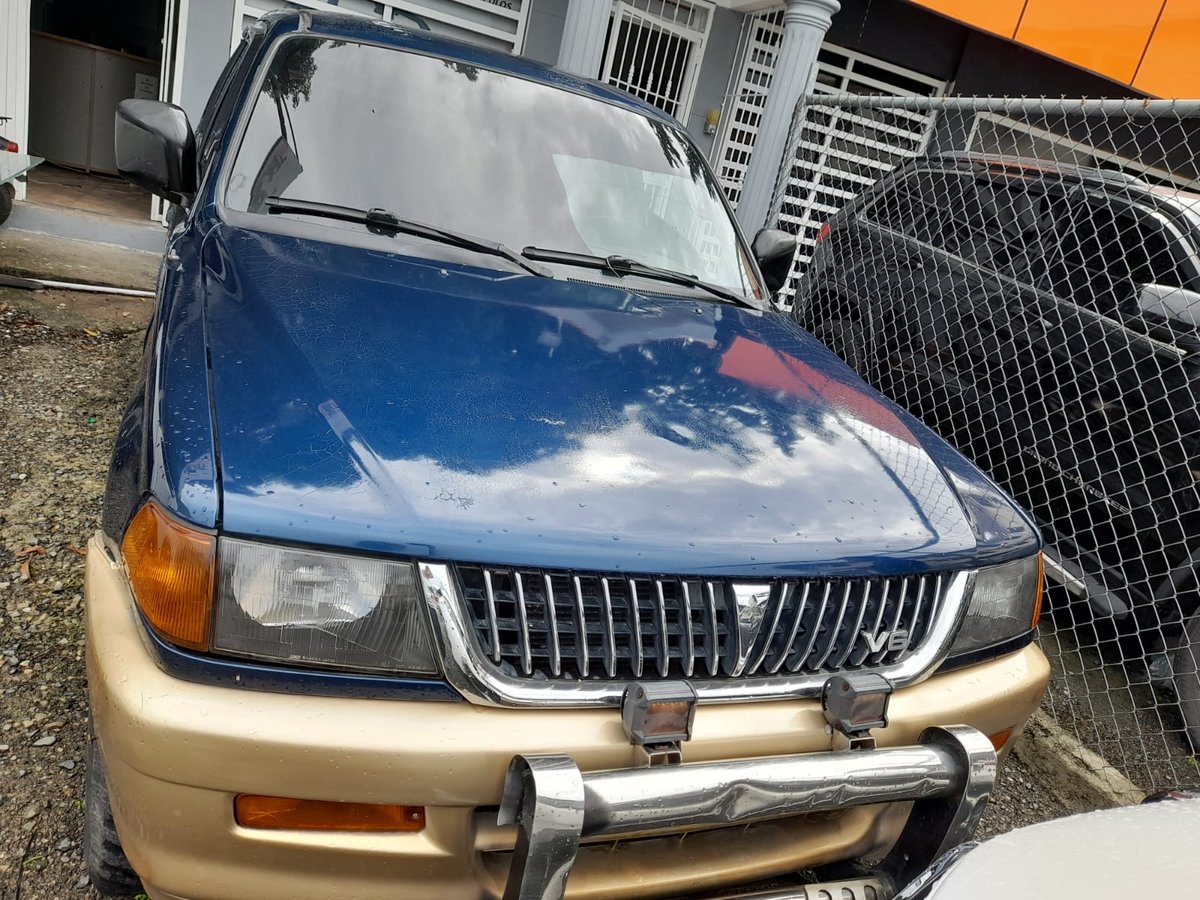 Mitsubishi Motors Montero Sport Limited 1999 - foto 2 de 8