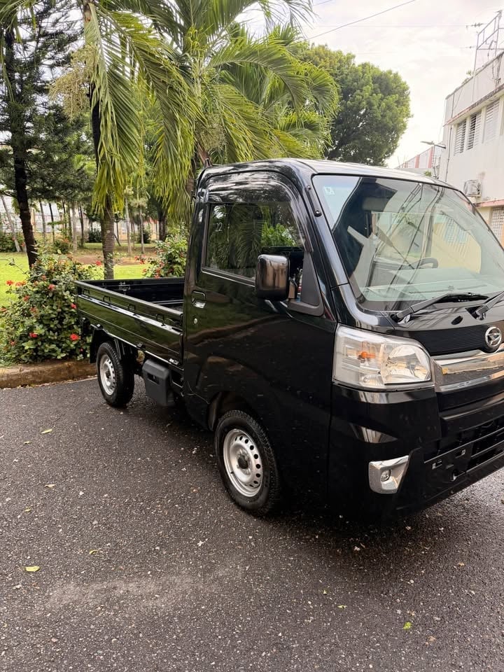 Daihatsu Hijet 2022 - foto 2 de 9
