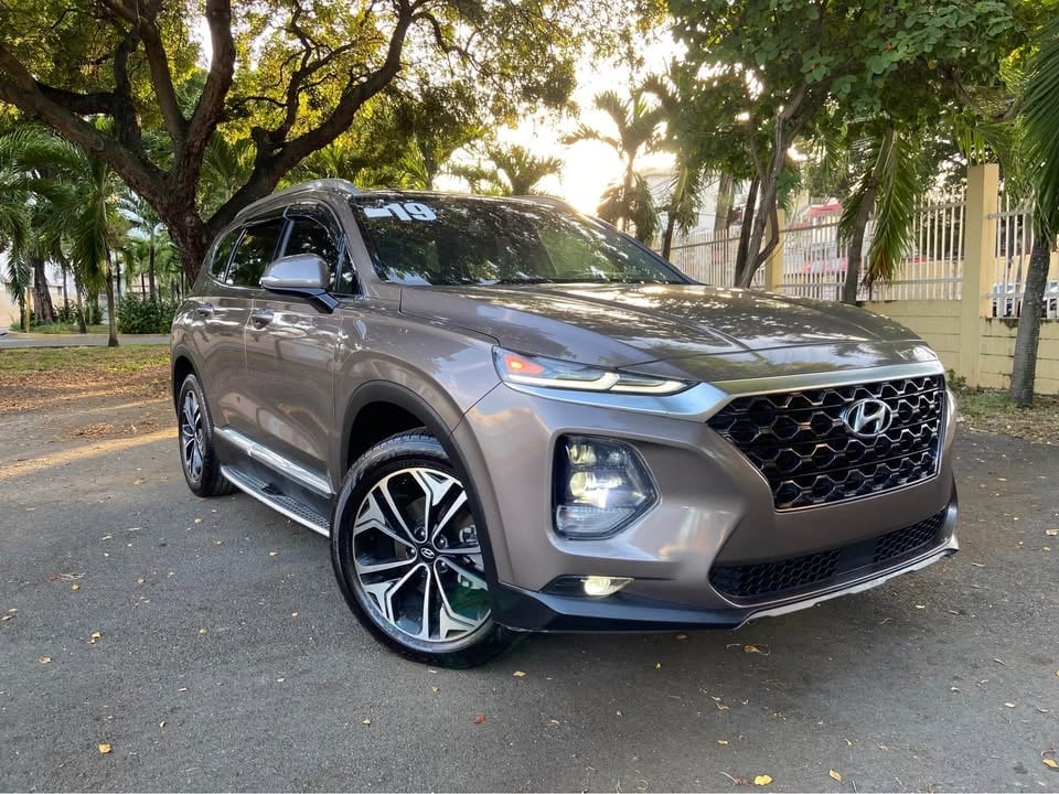 Hyundai Santa Fe Limited 2019 - foto 2 de 10