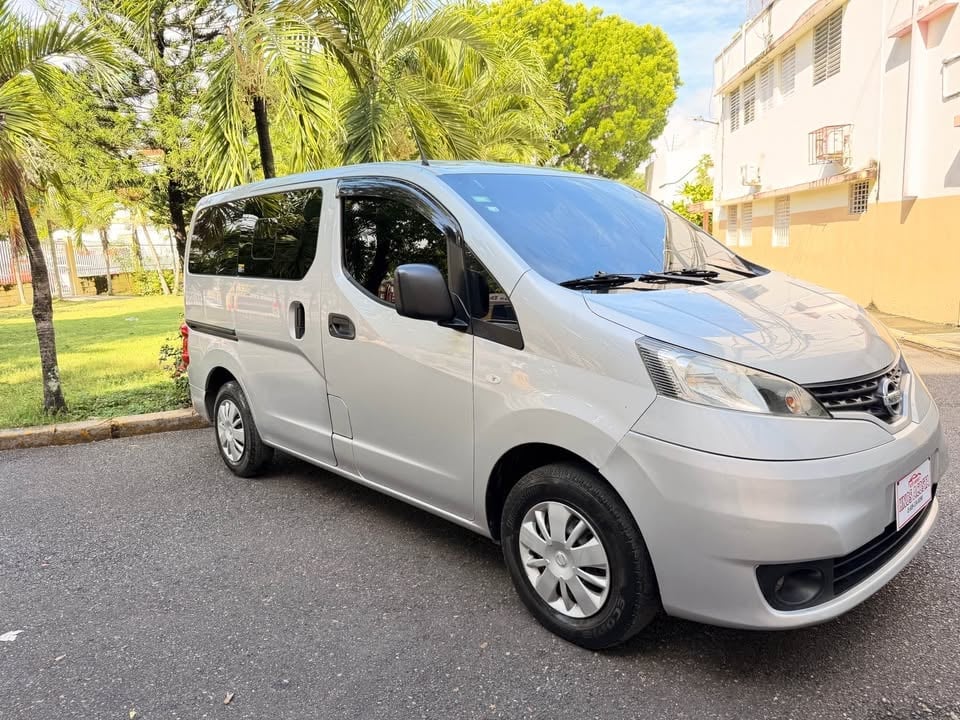 Nissan NV 200 2019 - foto 2 de 10