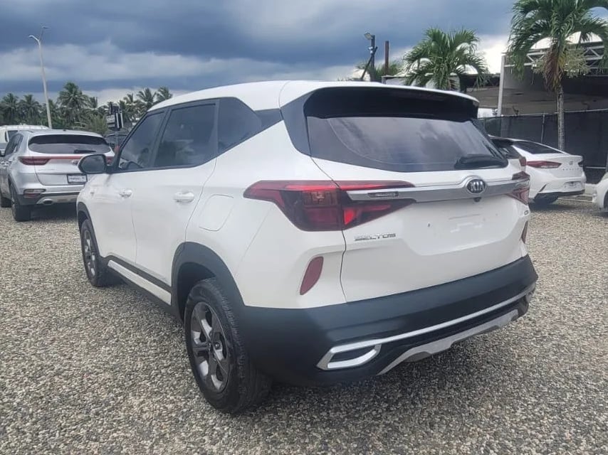 Kia Seltos 2022 - foto 5 de 12