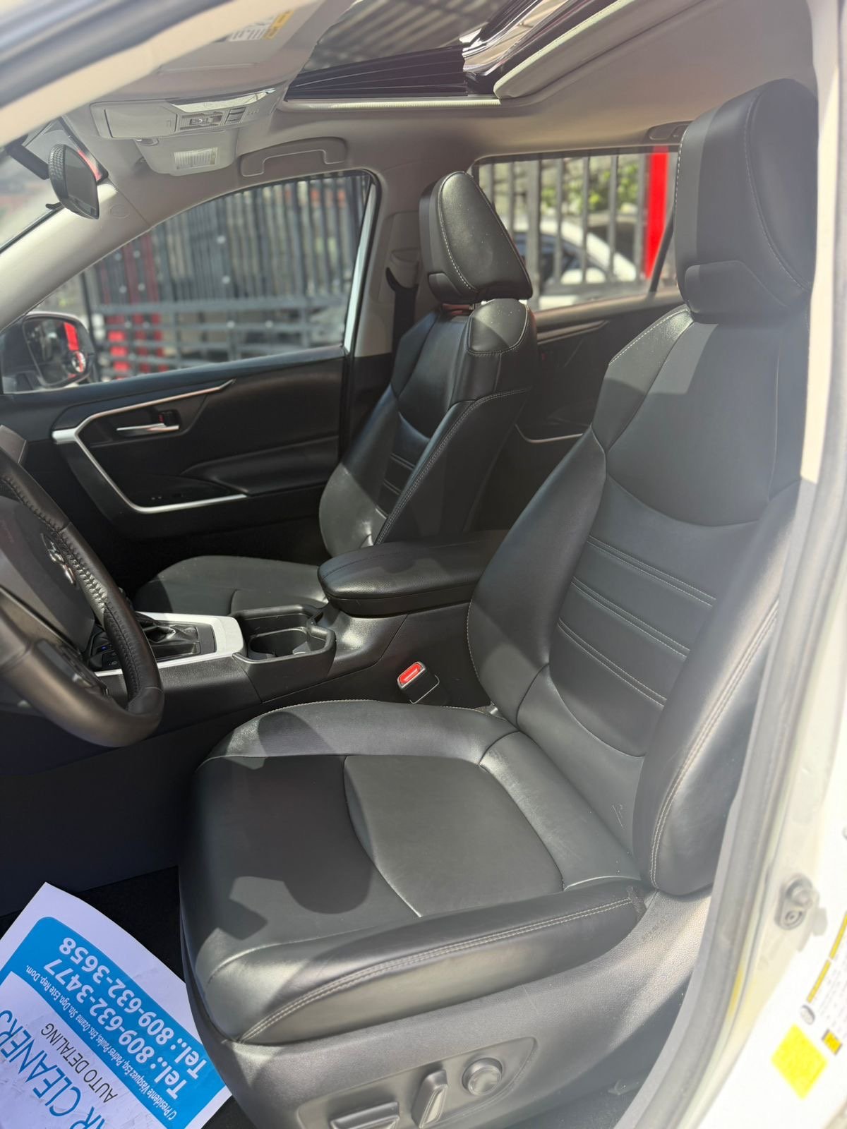 Toyota RAV4 XLE 2020 - foto 9 de 12