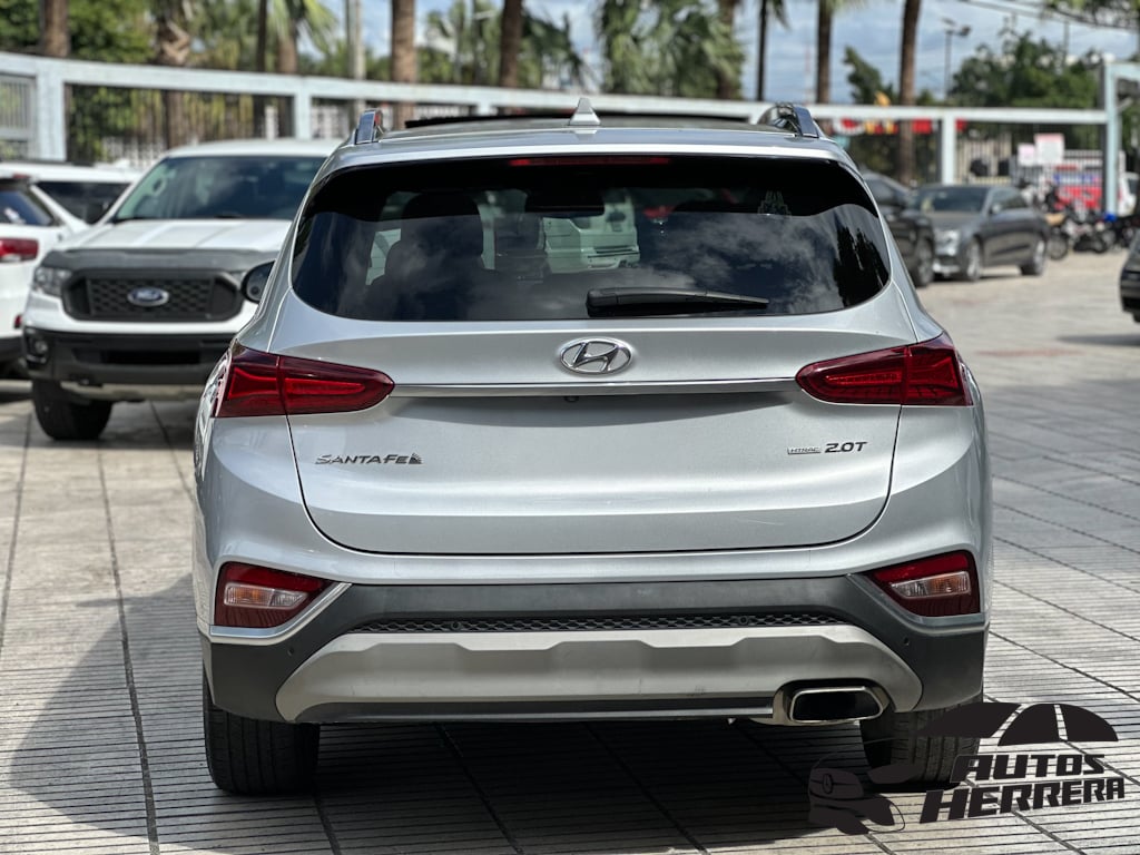 Hyundai Santa Fe Limited, Ultimate 2019 - foto 5 de 10
