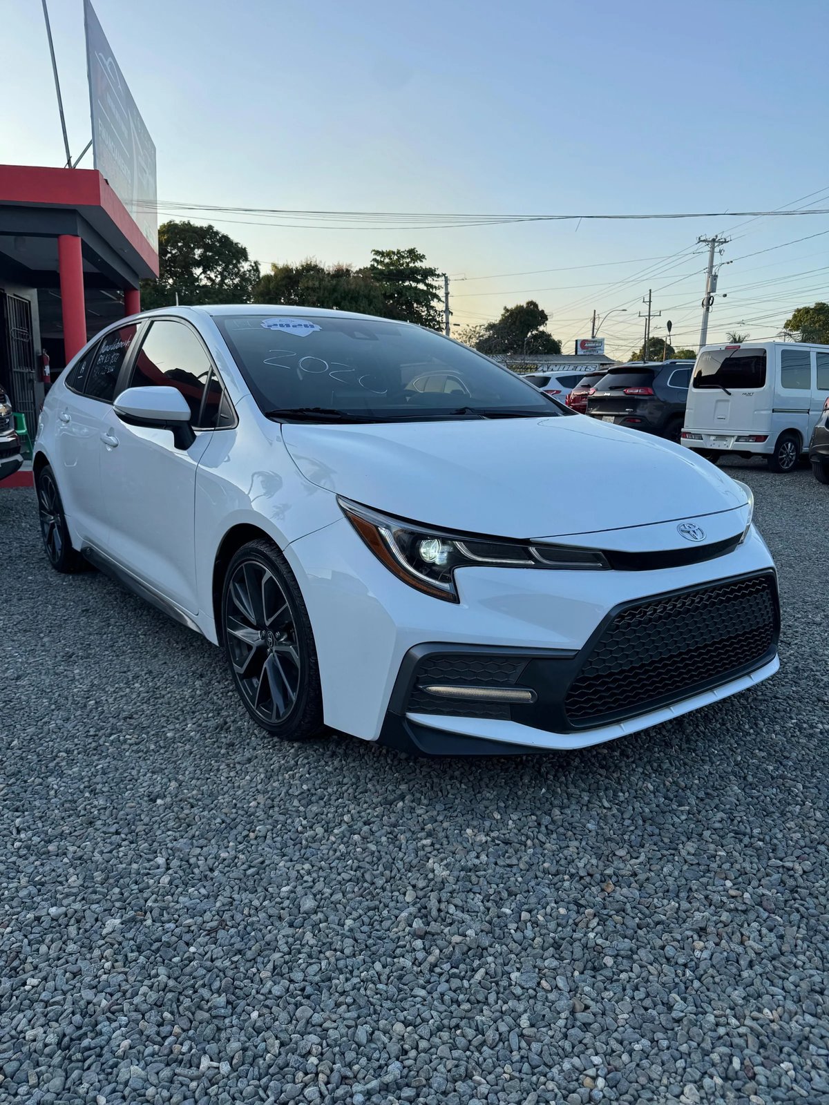 Toyota Corolla SE 2020 - foto 3 de 7
