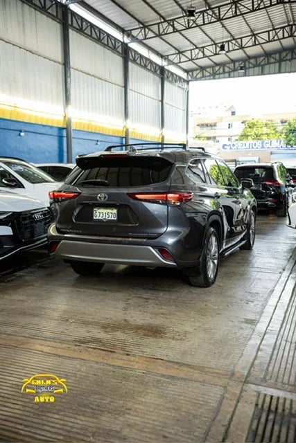 Toyota Highlander Platinum 2023 - foto 6 de 12