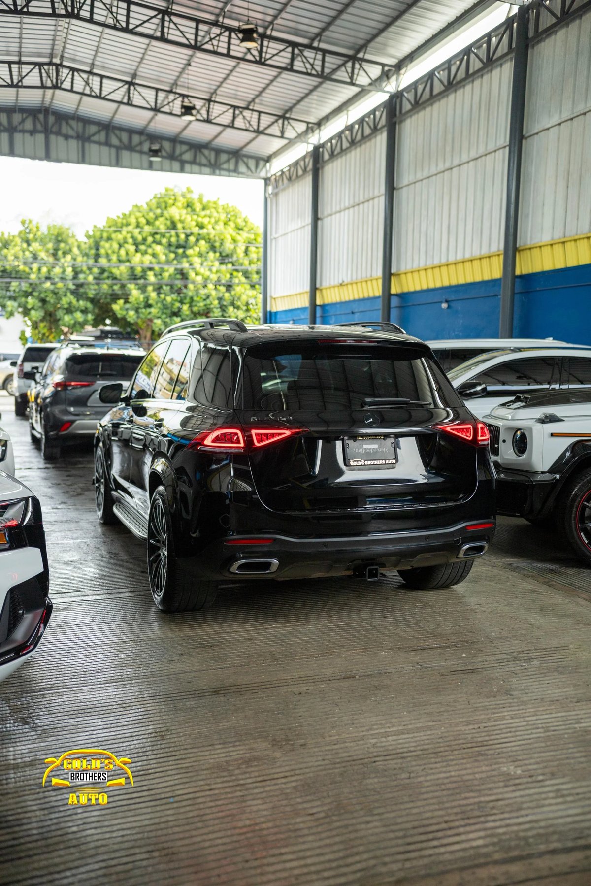 Mercedes Benz GLE 350 AMG 2021 - foto 4 de 11