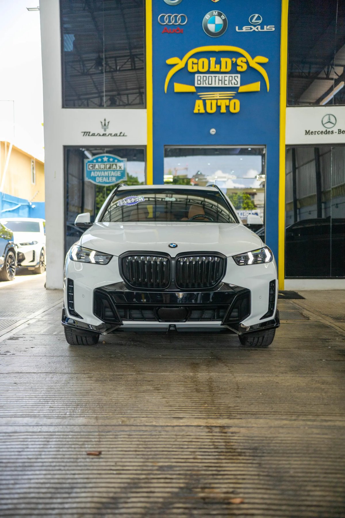 BMW X5 SDRIVE 40i 2024 - foto 2 de 12
