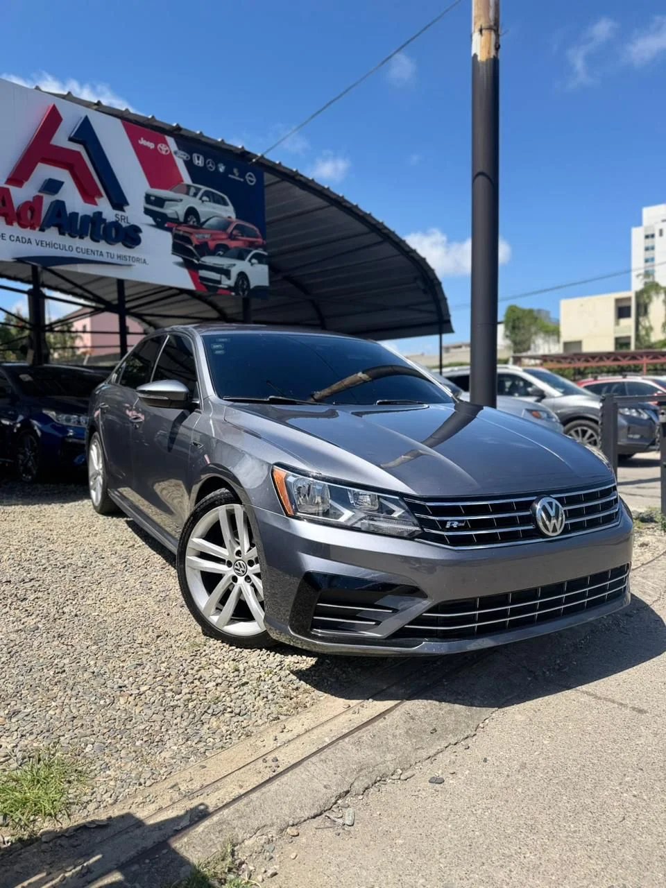 Volkswagen Passat R-Line 2018 - foto 2 de 12