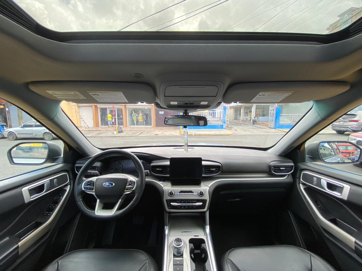 Ford Explorer XLT ECOBOOST 2022 - foto 9 de 10