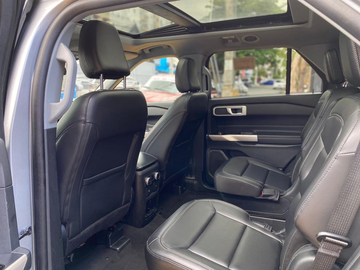 Ford Explorer XLT ECOBOOST 2022 - foto 8 de 10