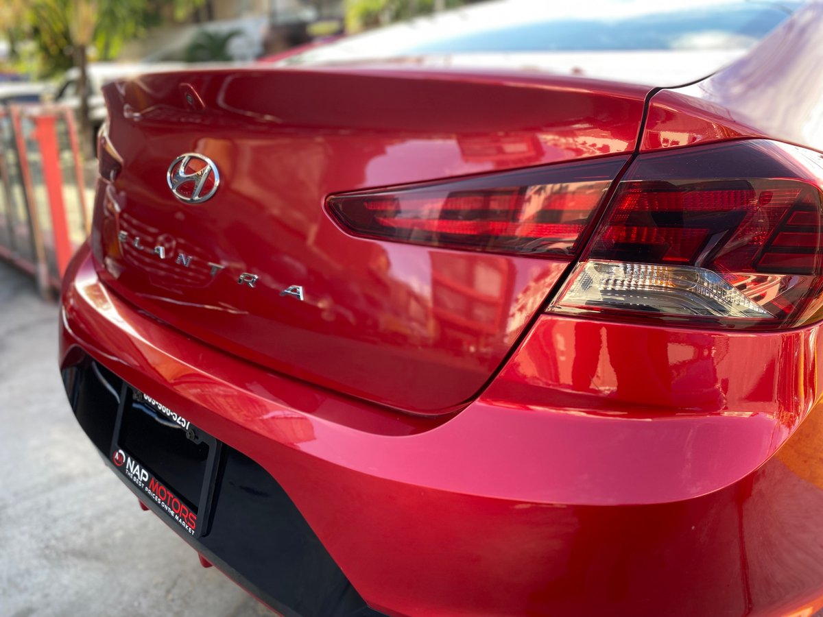 Hyundai Elantra SEL 2020 - foto 5 de 9