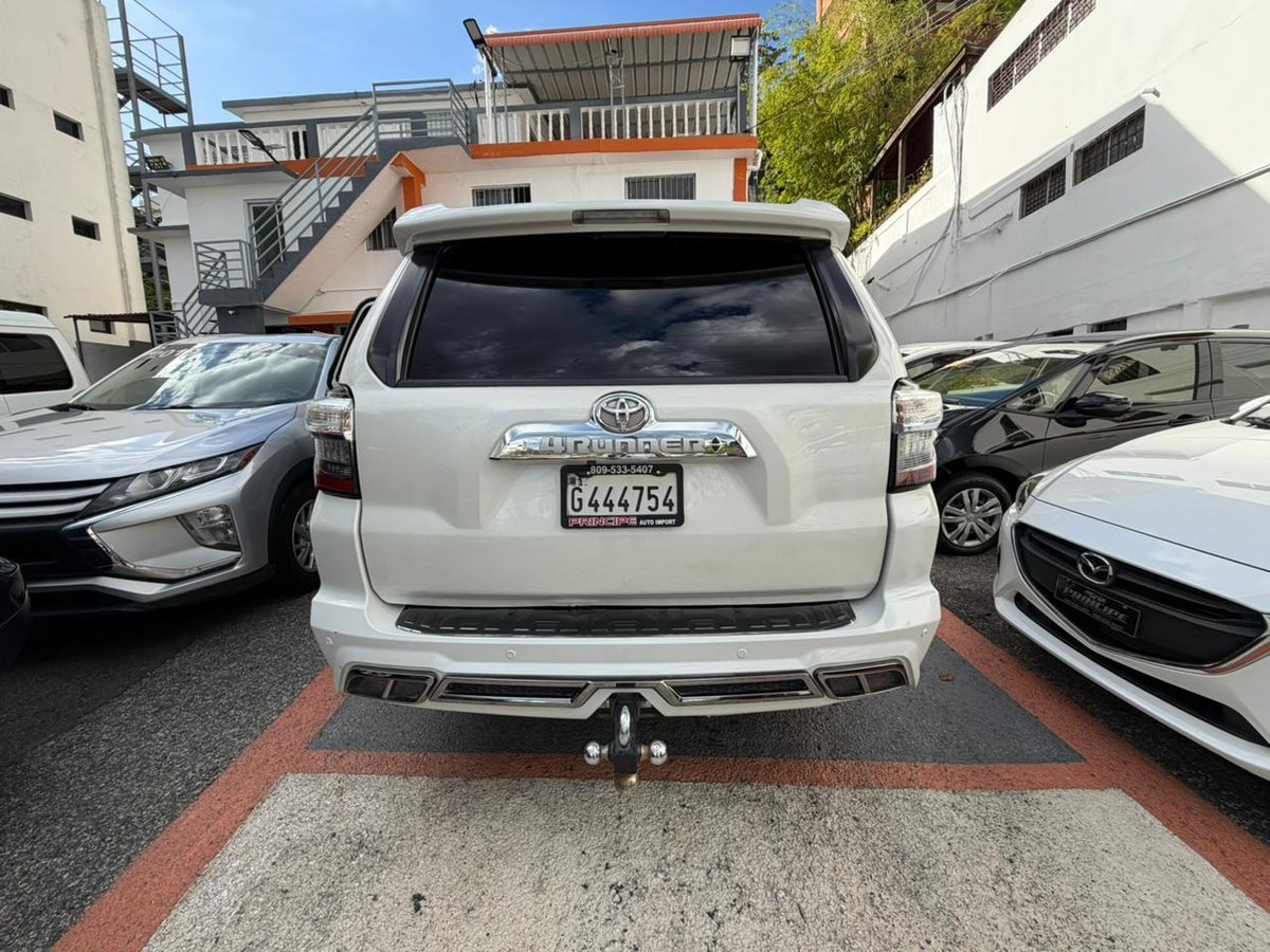 Toyota 4 Runner Limited 2014 - foto 4 de 10