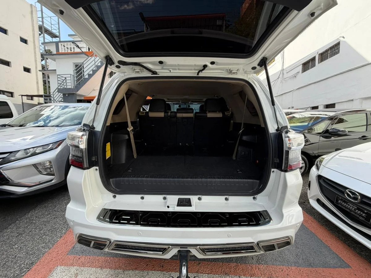 Toyota 4 Runner Limited 2014 - foto 9 de 10