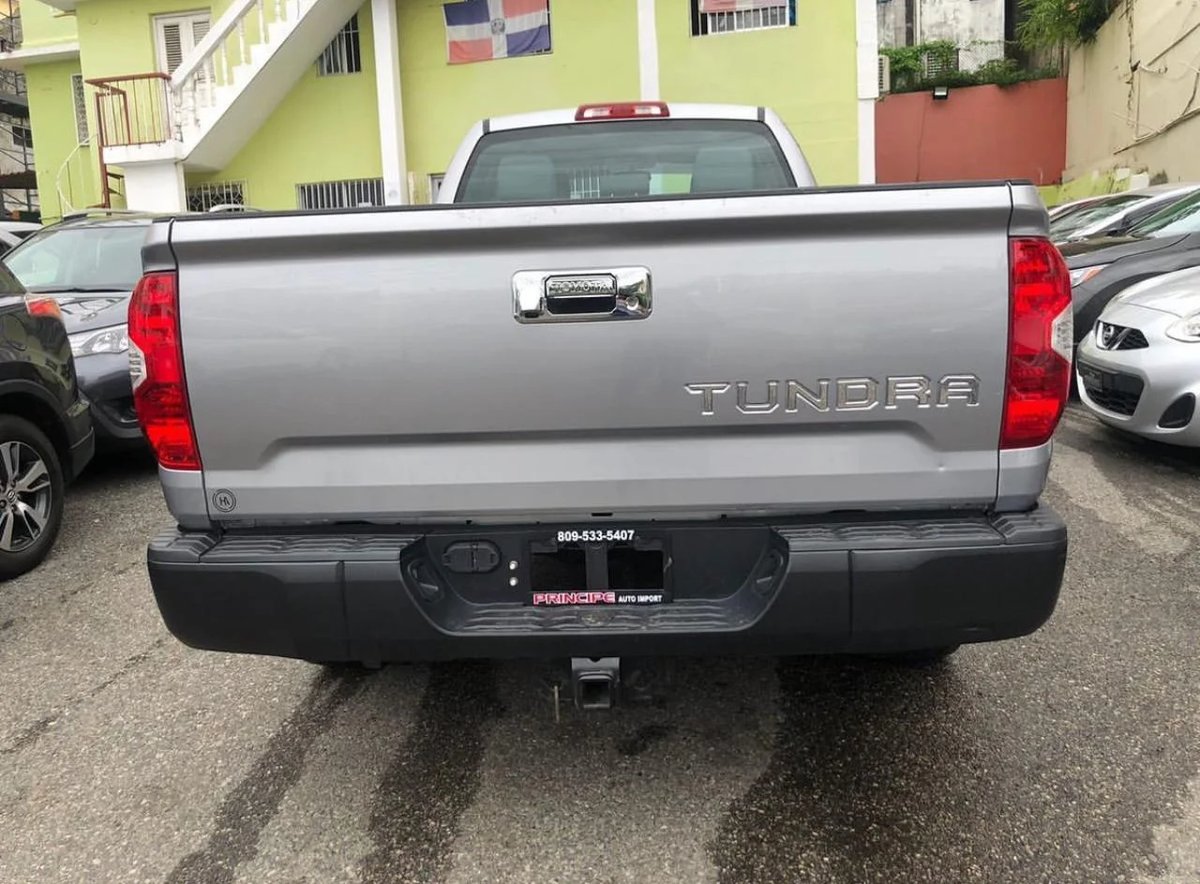 Toyota Tundra SR5 2015 - foto 2 de 5