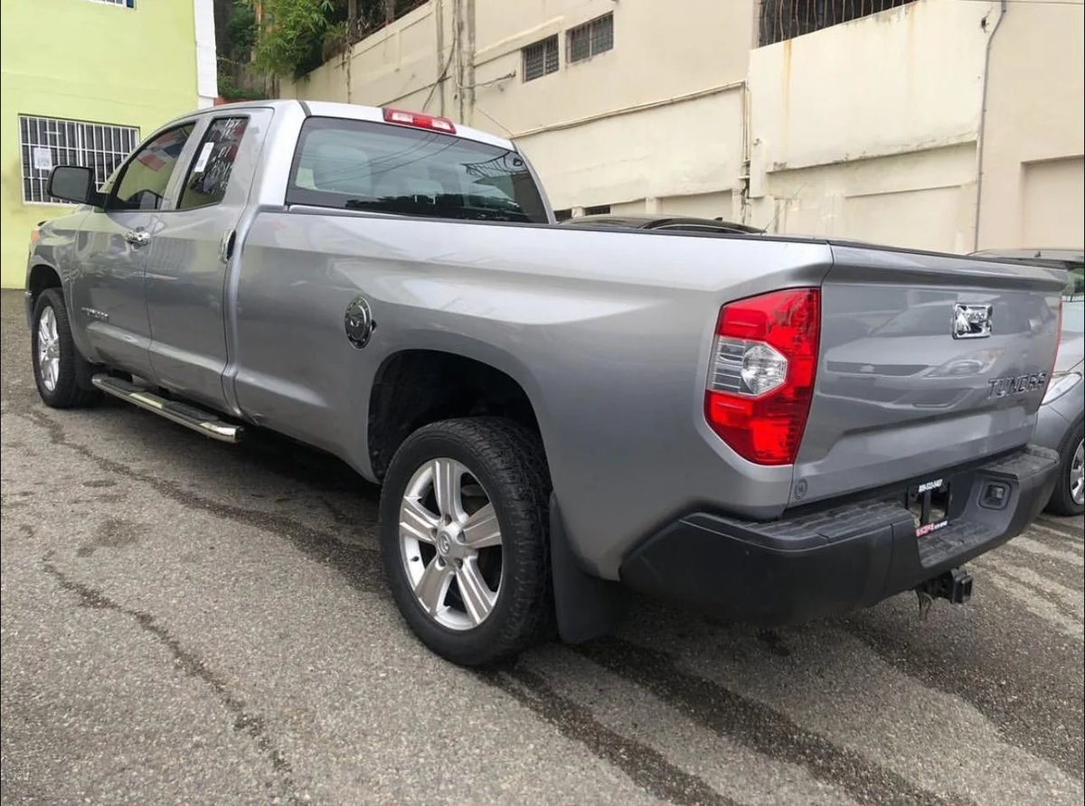 Toyota Tundra SR5 2015 - foto 5 de 5