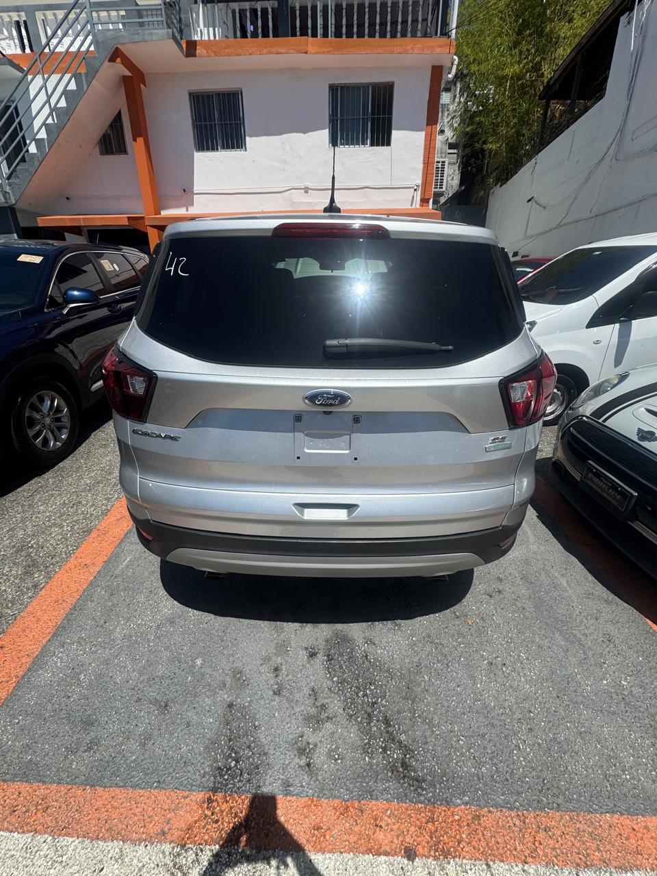 Ford Escape SE 2019 - foto 2 de 7