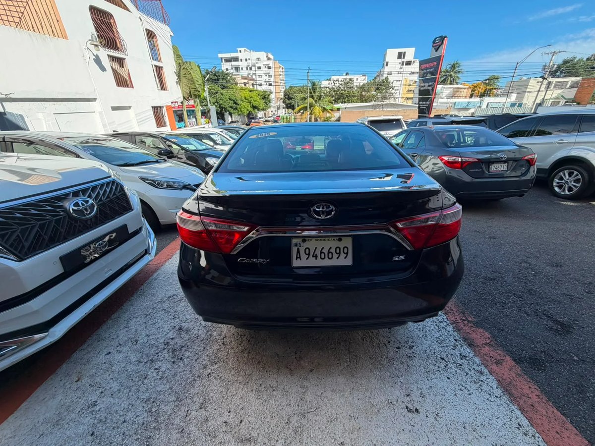 Toyota Camry SE 2015 - foto 6 de 6