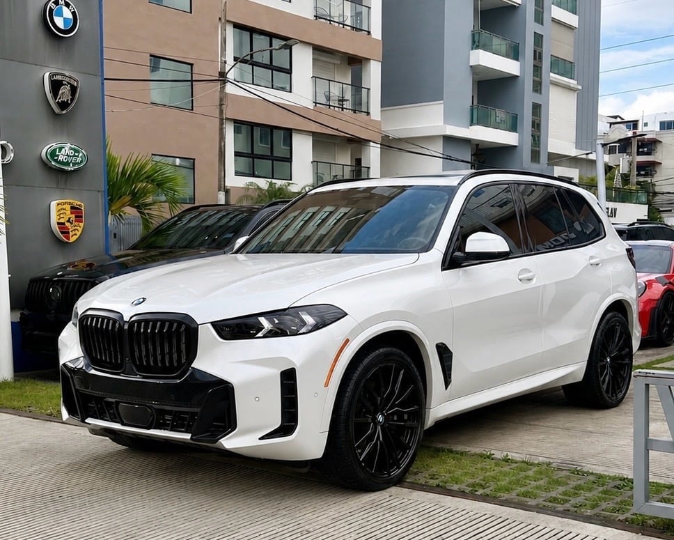 BMW X5 XDRIVE 40i M PACKAGE 2024 en venta - vista principal