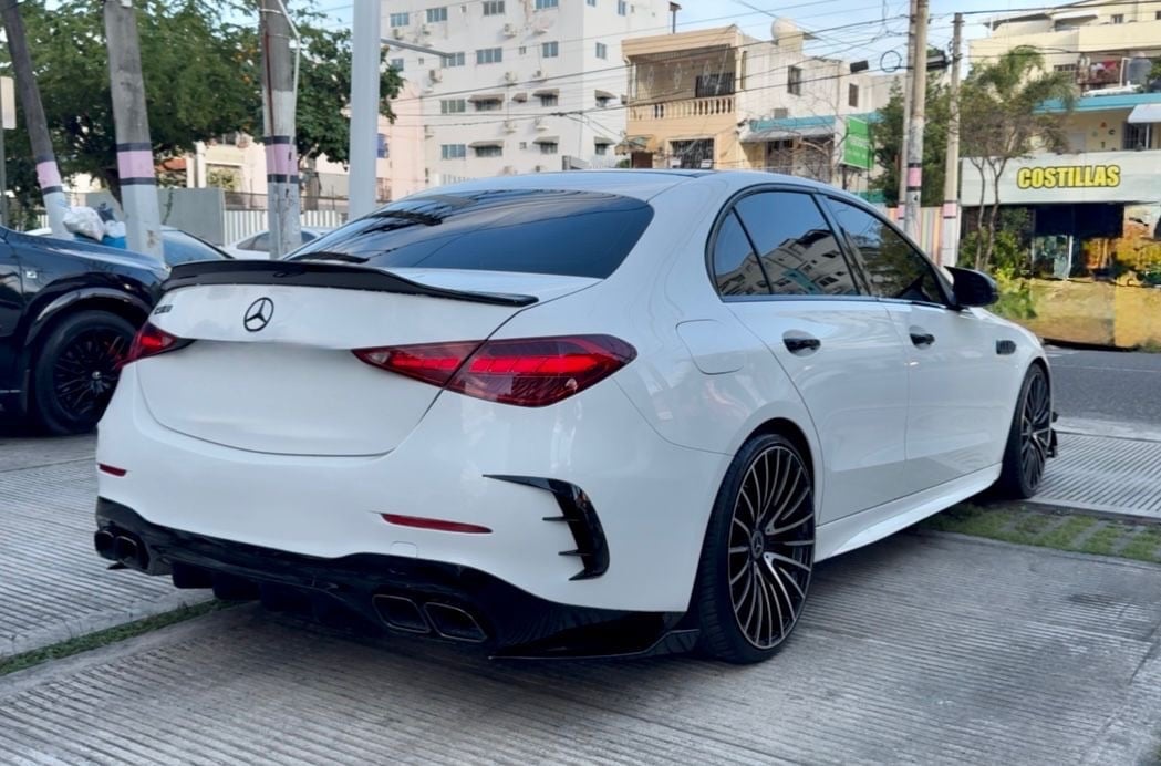 Mercedes Benz C 300 AMG 2022 - foto 12 de 12