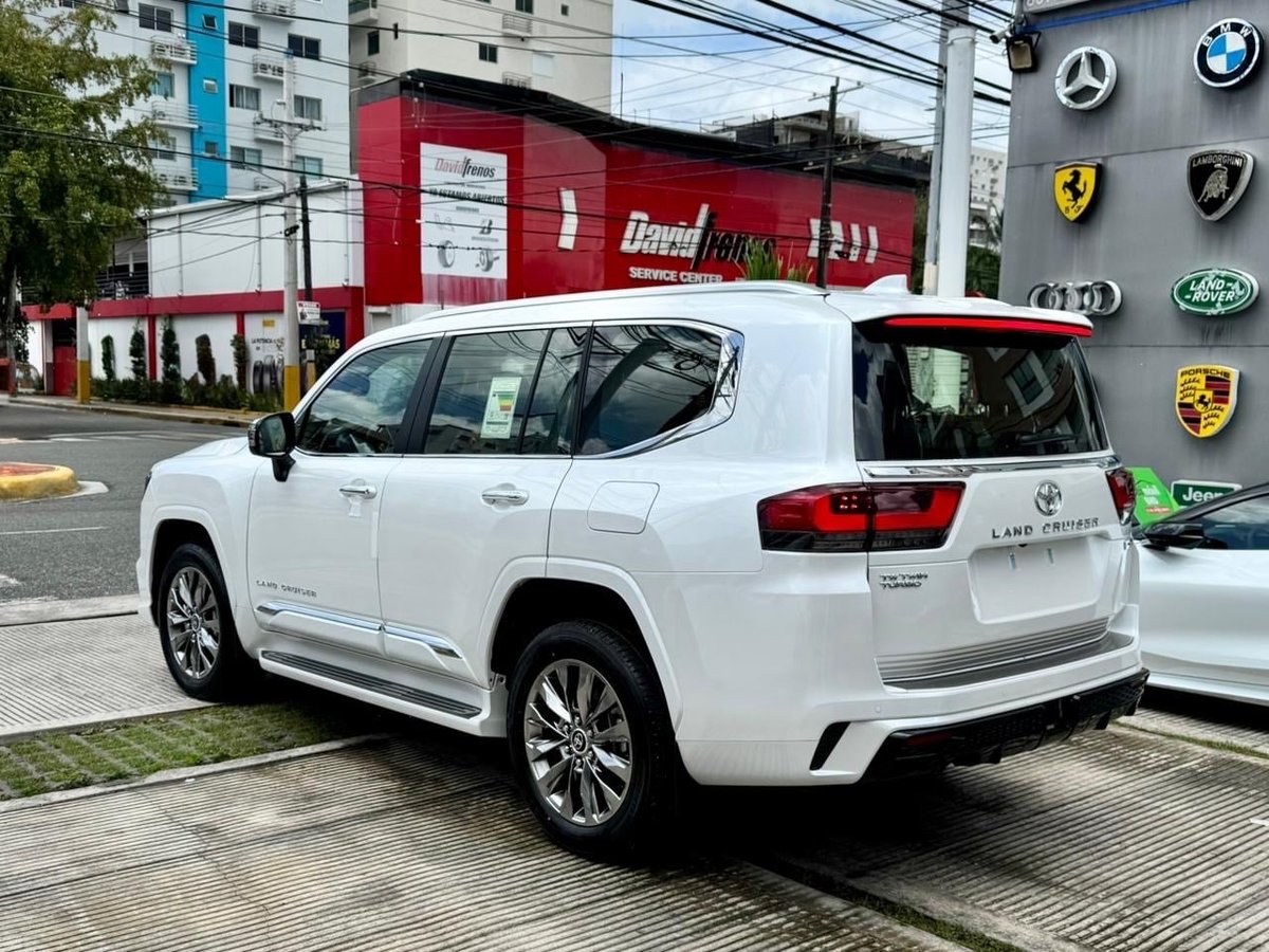 Toyota Land Cruiser 70 ANIVERSARIO 2026 - foto 14 de 14