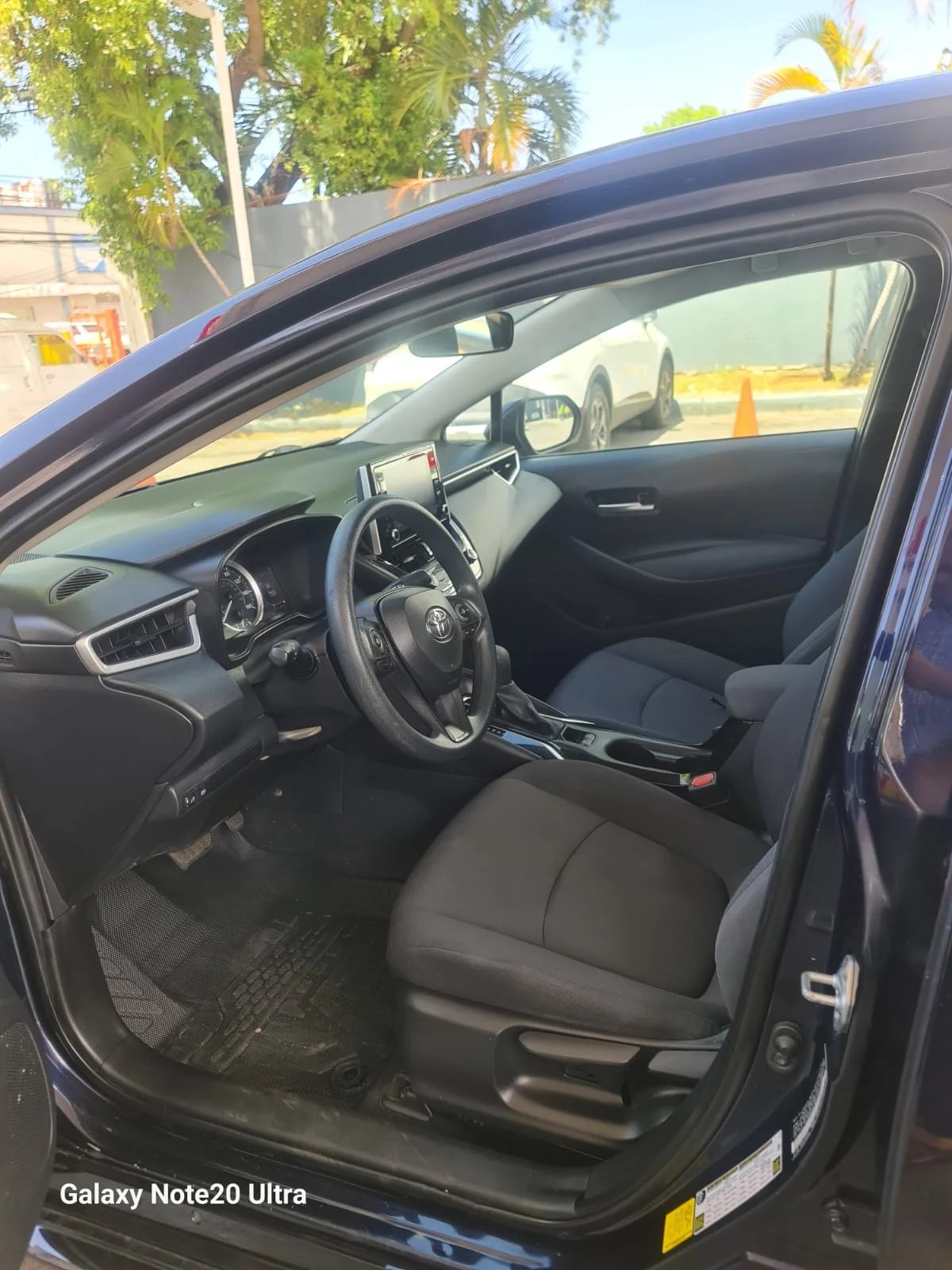 Toyota Corolla LE 2020 - foto 12 de 12