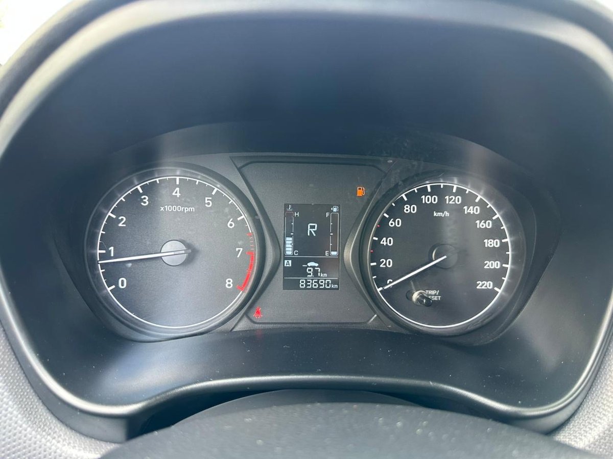 Hyundai Verna 2022 - foto 11 de 12