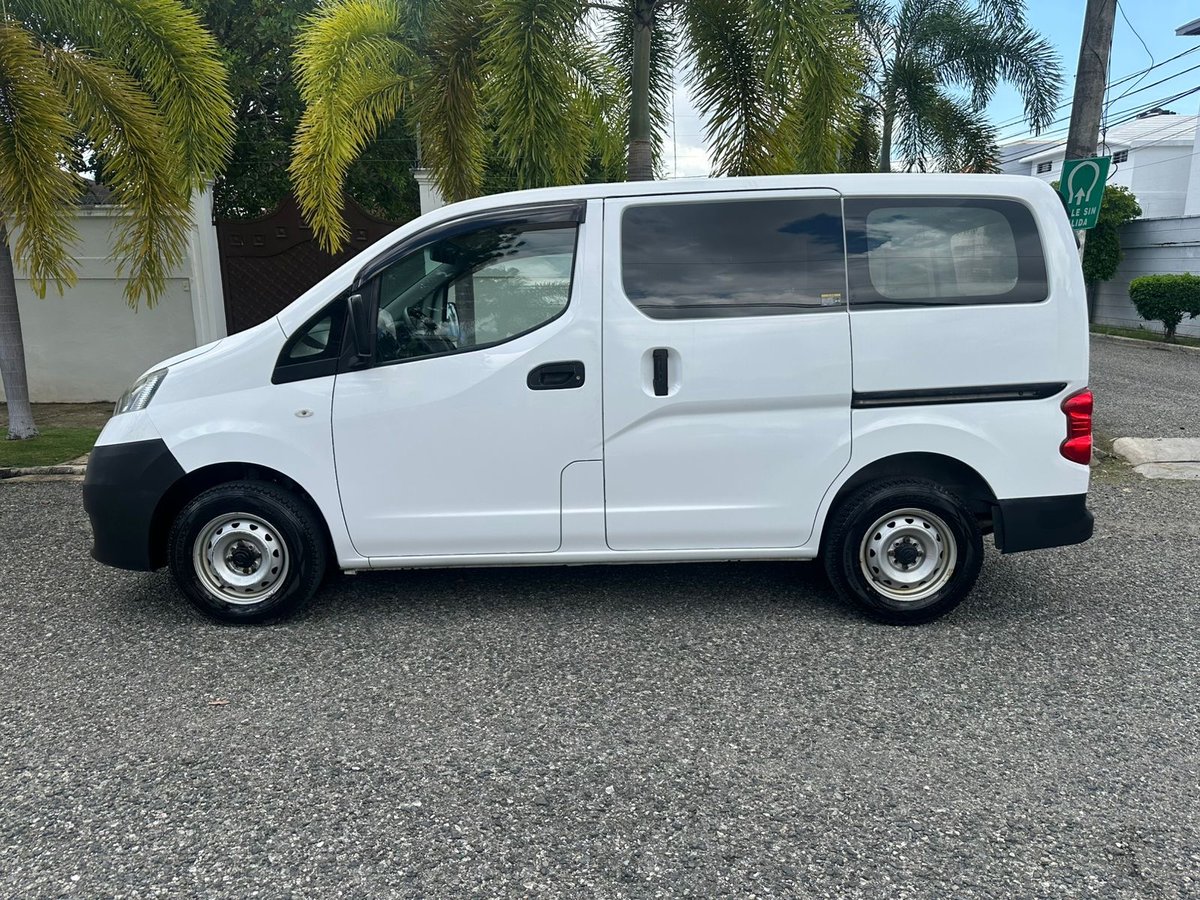 Nissan NV 200 2020 - foto 5 de 12