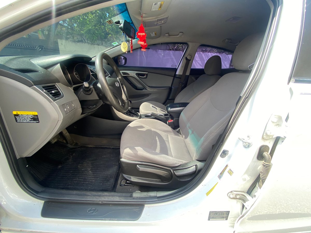 Hyundai Elantra SE 2015 - foto 7 de 12