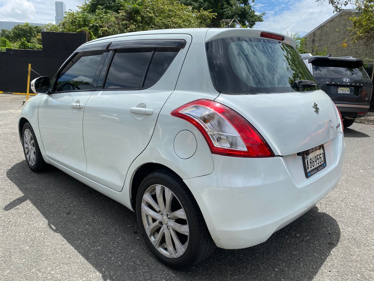 Suzuki Swift GL+ 2014 - foto 4 de 12