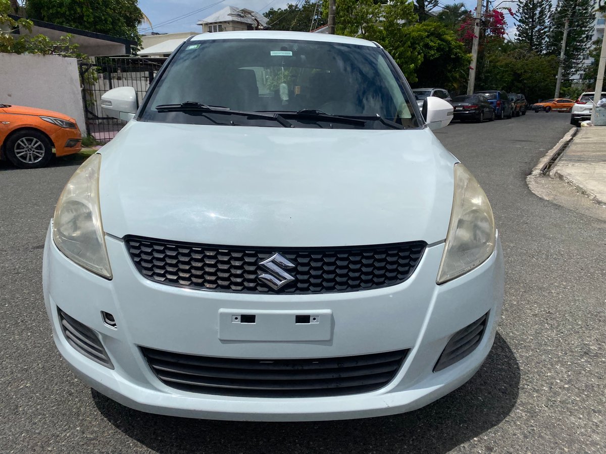 Suzuki Swift GL+ 2014 - foto 3 de 12