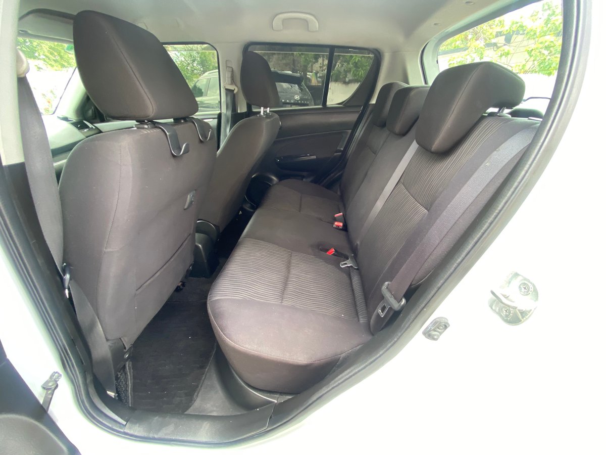Suzuki Swift GL+ 2014 - foto 9 de 12