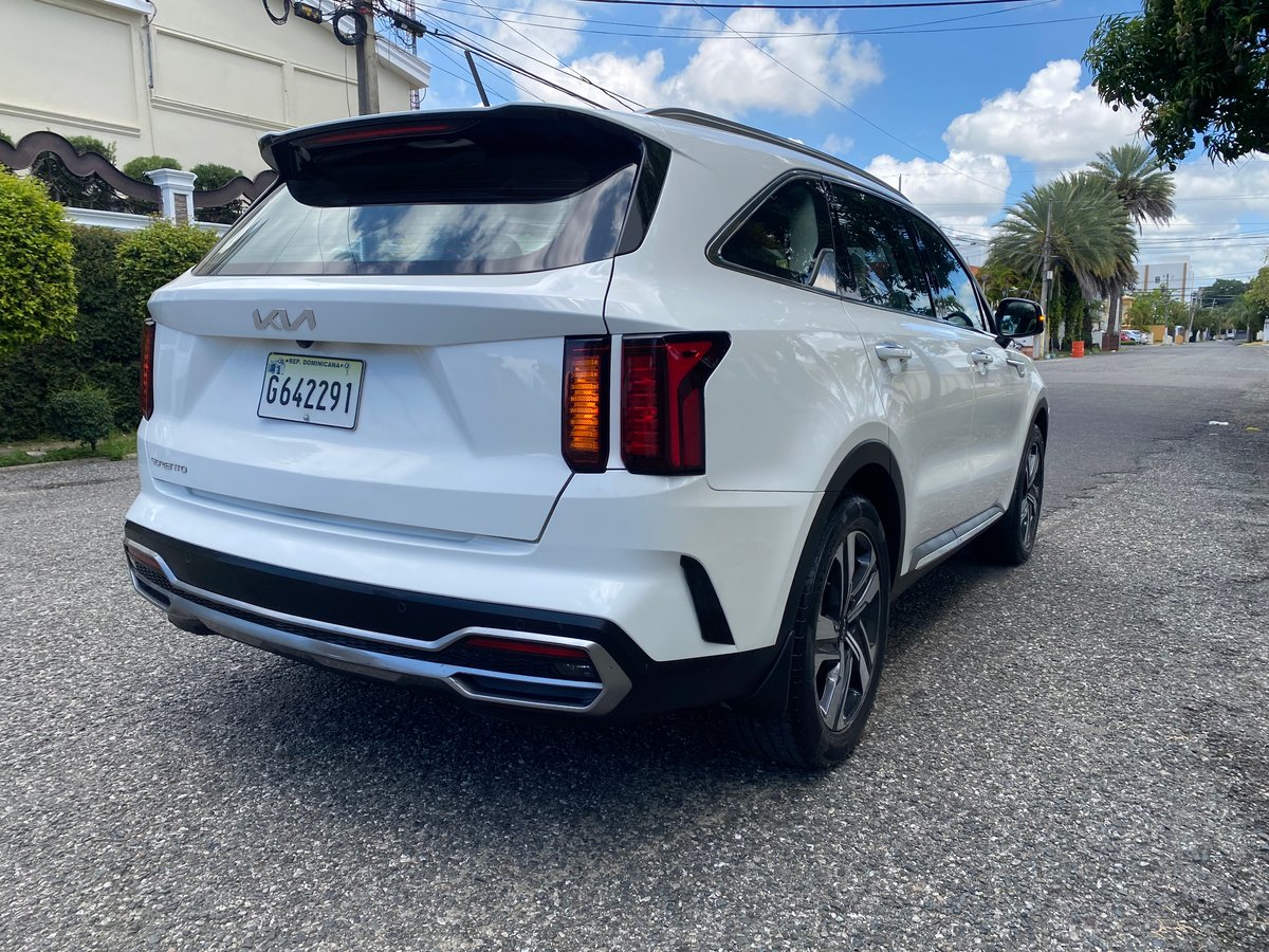 Kia Sorento LX 2023 - foto 4 de 12