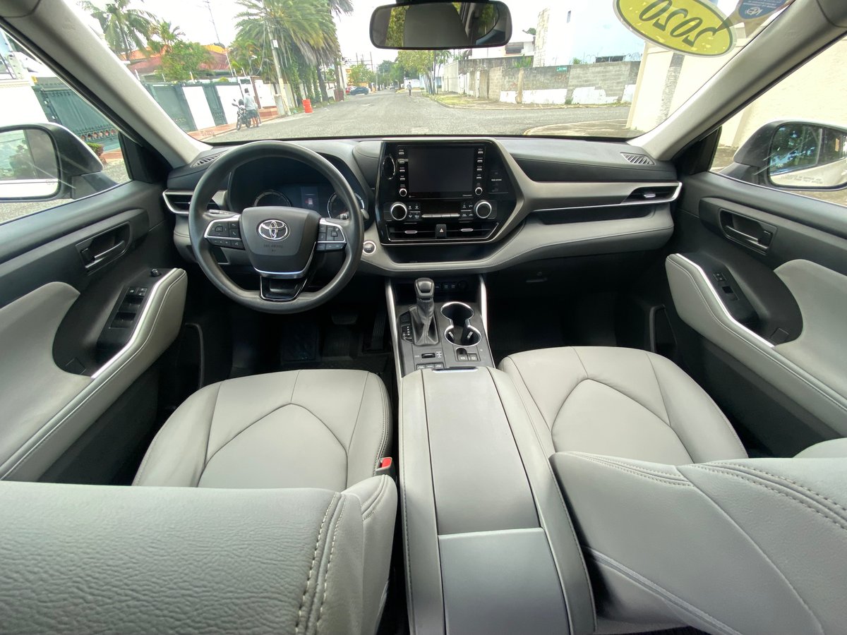 Toyota Highlander L 2020 - foto 8 de 12