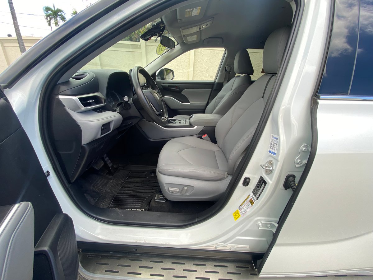 Toyota Highlander L 2020 - foto 10 de 12