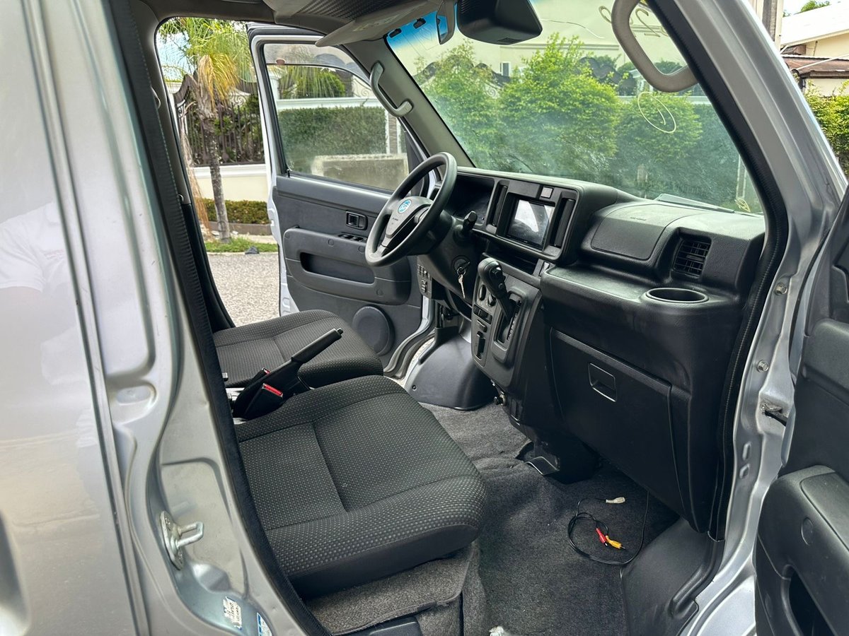 Daihatsu Hijet Minivan 2020 - foto 12 de 12