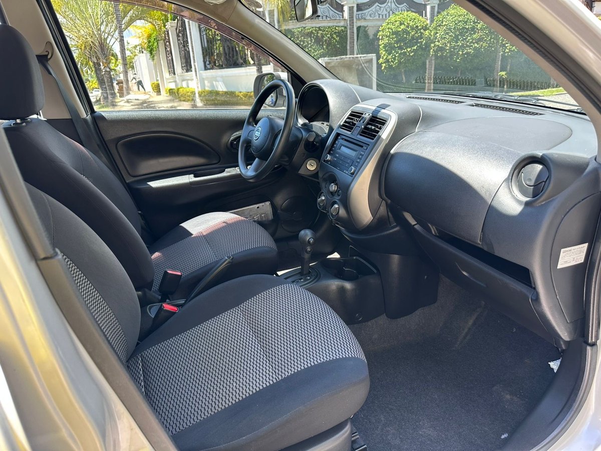 Nissan March Nismo 2018 - foto 9 de 12