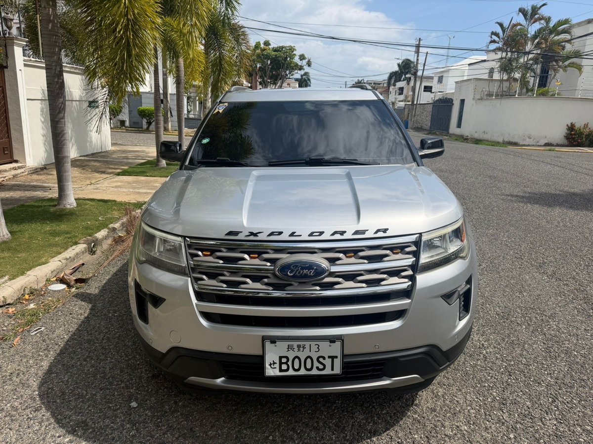 Ford Explorer XLT 2018 - foto 2 de 12