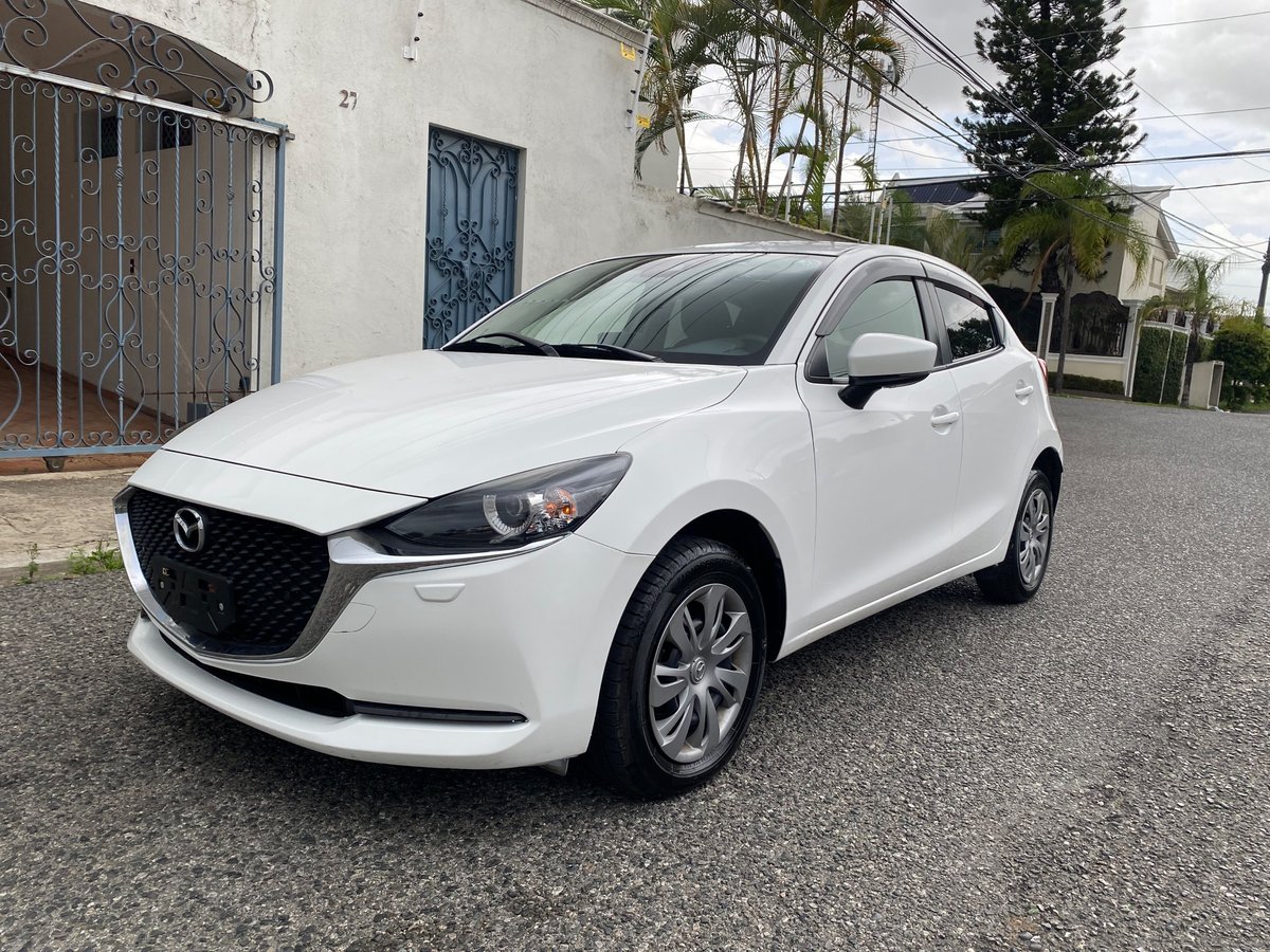 Mazda Demio Sport 2020 - foto 2 de 11