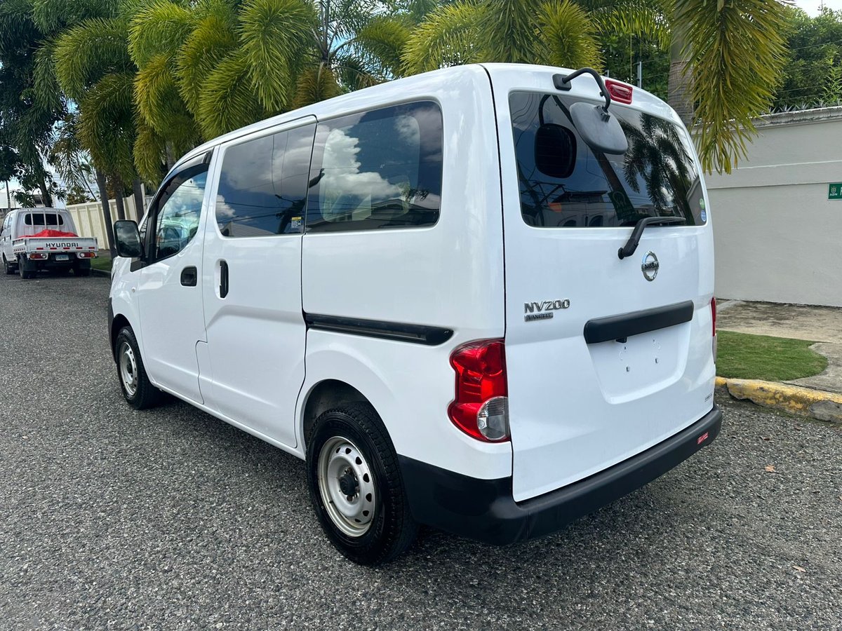 Nissan NV 200 2020 - foto 10 de 10