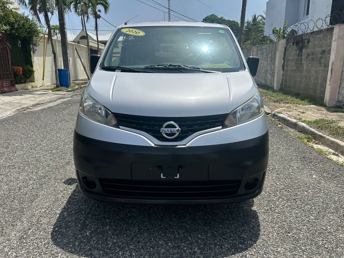 Nissan NV 200 2020 - foto 2 de 10