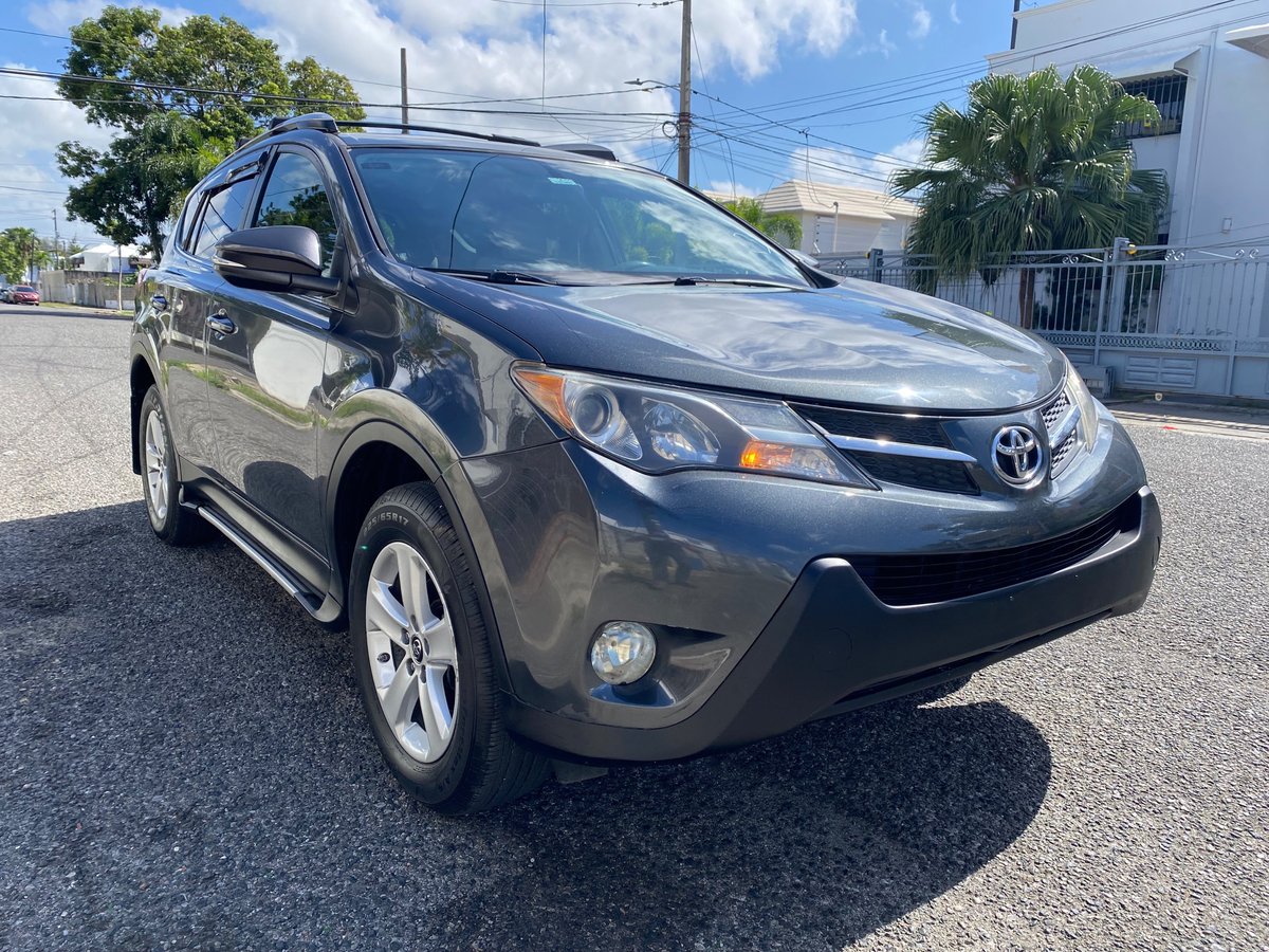 Toyota RAV4 XLE 2015 en venta - vista principal